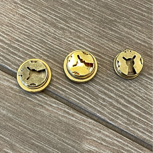 3 Metal Button Covers - Gold - Picture 3 of 5